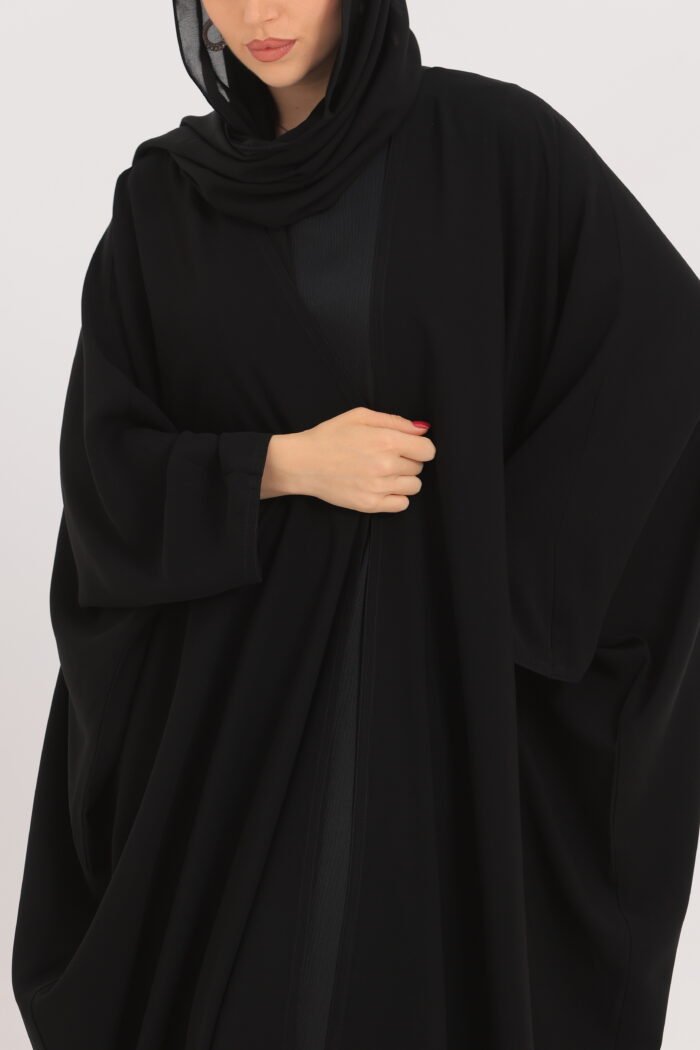 ⁦minimalist abaya⁩ - الصورة ⁦3⁩